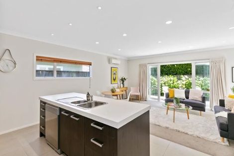 Photo of property in 46a Parkvale Road, Karori, Wellington, 6012