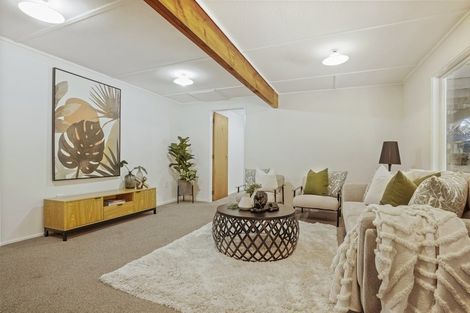 Photo of property in 1/67 Saddleback Rise, Murrays Bay, Auckland, 0630