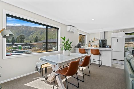 Photo of property in 6 Lakefield Close, Kingston, Athol, 9793