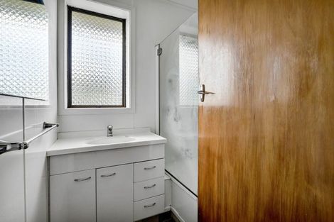 Photo of property in 72 Reid Avenue, Hawera, 4610