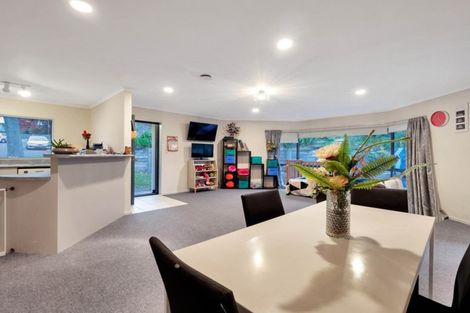 Photo of property in 7 Dowman Place, Te Puke, 3119
