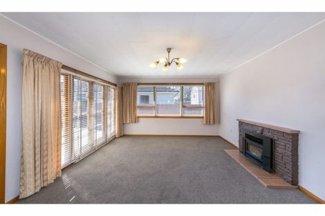 Photo of property in 32 Bournemouth Crescent, Aranui, Christchurch, 8061