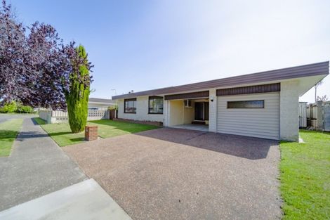 Photo of property in 34 Perry Crescent, Greenmeadows, Napier, 4112