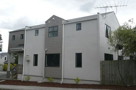 Photo of property in 10/6 John Jennings Drive, Oteha, Auckland, 0632