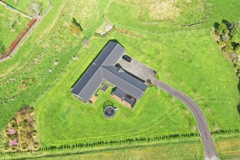 Photo of property in 133 Robson Road, Ngahinapouri, Hamilton, 3290