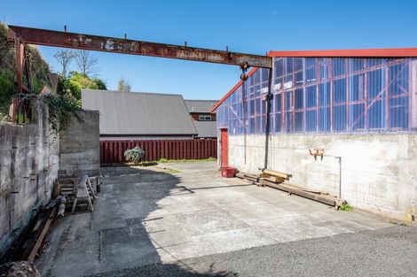 Photo of property in 51 Wairau Road, Picton, 7220