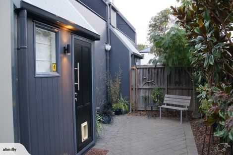 Photo of property in 2/71 Burke Street, Addington, Christchurch, 8024