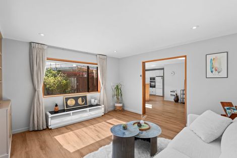 Photo of property in 71 Hamilton Avenue, Ilam, Christchurch, 8041