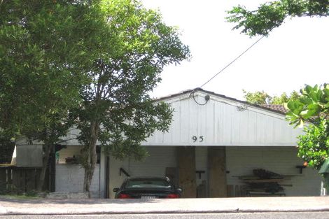 Photo of property in 95 Sunset Road, Totara Vale, Auckland, 0632