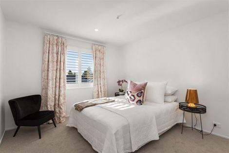 Photo of property in 45 Garreg Road, Bryndwr, Christchurch, 8052