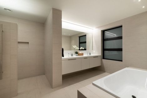 Photo of property in 5 Fourth Avenue, Tauranga, 3110