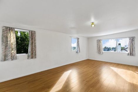 Photo of property in 41 Blockhouse Bay Road, Avondale, Auckland, 1026