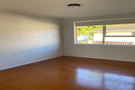 Photo of property in 67 Riverpark Crescent, Henderson, Auckland, 0610
