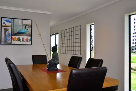 Photo of property in 21 Surfers Avenue, Waihi Beach, 3611