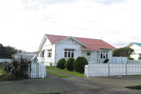 Photo of property in 28 Wellington Street, Feilding, 4702