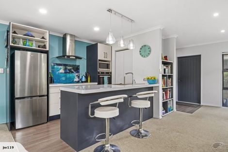 Photo of property in 11 Lakeview Quay, Pyes Pa, Tauranga, 3112