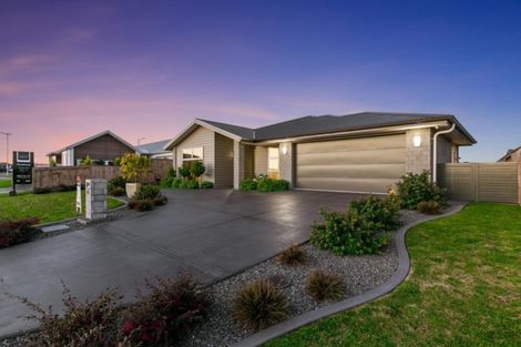 Photo of property in 61 Te Ranga Memorial Drive, Pyes Pa, Tauranga, 3112
