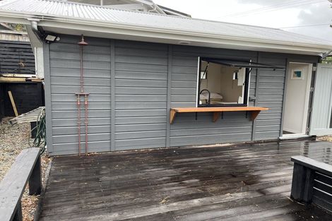 Photo of property in 2 Eveline Street, Mangawhai Heads, Mangawhai, 0505