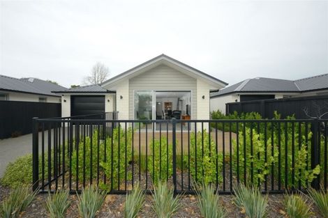 Photo of property in 4 Kamahi Place, Bishopdale, Christchurch, 8051