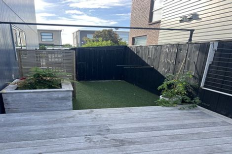 Photo of property in 18 Rangihina Road, Hobsonville, Auckland, 0616