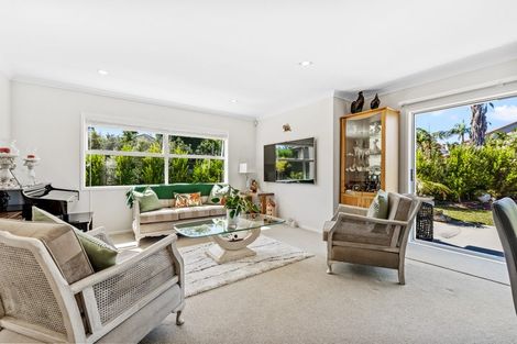 Photo of property in 2 Maylee Crescent, Gulf Harbour, Whangaparaoa, 0930