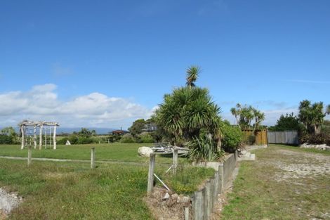 Photo of property in 20 Clifftop Lane, Cape Foulwind, 7892