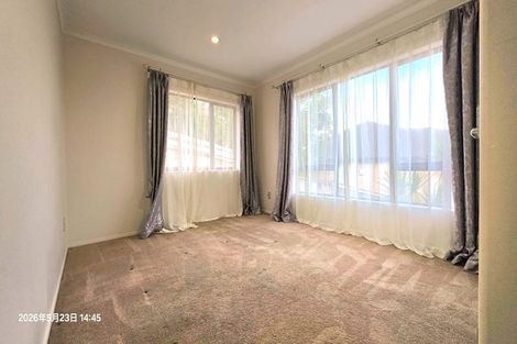 Photo of property in 35 Kilkelly Avenue, Pinehill, Auckland, 0632