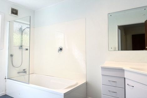 Photo of property in 51b Montgomery Avenue, Karori, Wellington, 6012