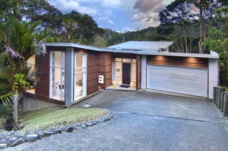 Photo of property in 39 Warner Park Avenue, Laingholm, Auckland, 0604