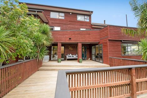 Photo of property in 43 Langton Road, Stanmore Bay, Whangaparaoa, 0932