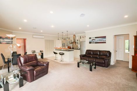 Photo of property in 65 Main North Road, Geraldine, 7930