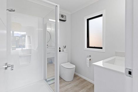 Photo of property in 53 Mount Nicholas Avenue, Wanaka, 9305