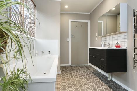 Photo of property in 12 Gladstone Road, Matamata, 3400