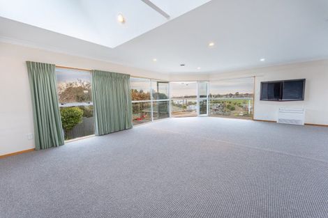 Photo of property in 11 Waimataitai Street, Waimataitai, Timaru, 7910