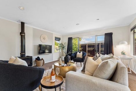 Photo of property in 12 Lionel Place, Mapua, 7005