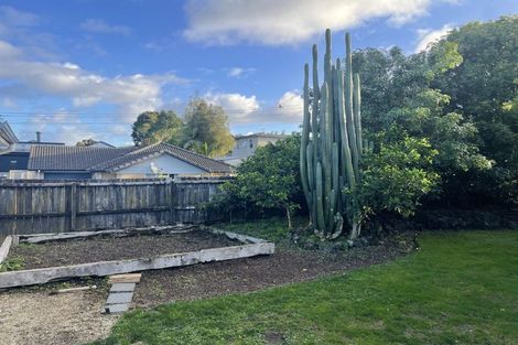 Photo of property in 37 Ferndale Road, Mount Wellington, Auckland, 1060