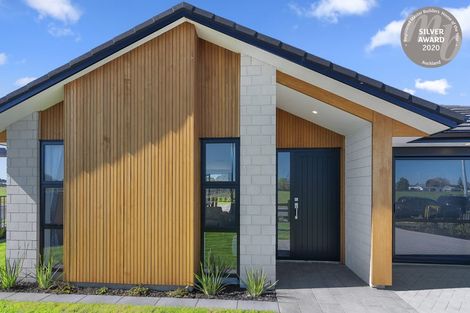 Photo of property in 26 Omahuru Road, Glenbrook, 2681