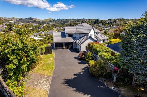 Photo of property in 56 Molyneux Close, Whitby, Porirua, 5024