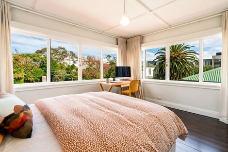 Photo of property in 54 Majoribanks Street, Mount Victoria, Wellington, 6011