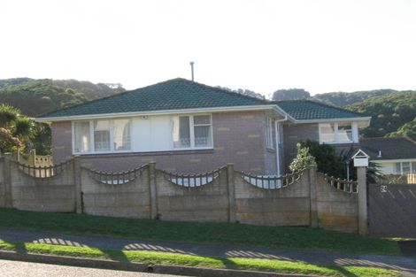 Photo of property in 24 Mahinawa Street, Takapuwahia, Porirua, 5022