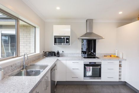 Photo of property in 27 Oak Crescent, Ashhurst, 4810