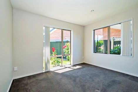 Photo of property in 14 Fulham Street, Islington, Christchurch, 8042