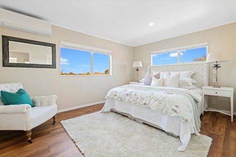 Photo of property in 13 Oakridge Way, Northpark, Auckland, 2013