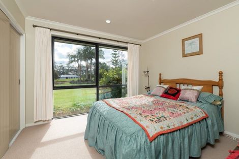 Photo of property in 6 Okura Drive, Kerikeri, 0230