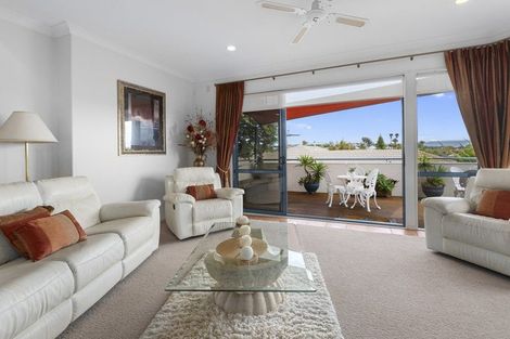 Photo of property in 10 Rochester Place, Bethlehem, Tauranga, 3110