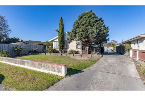 Photo of property in 72 Denise Crescent, Hornby, Christchurch, 8042