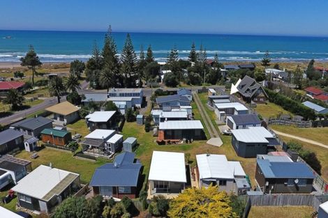 Photo of property in 2 Riversdale Road, Clouston Park, Upper Hutt, 5018