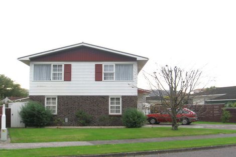 Photo of property in 15 Hamerton Street, Naenae, Lower Hutt, 5011