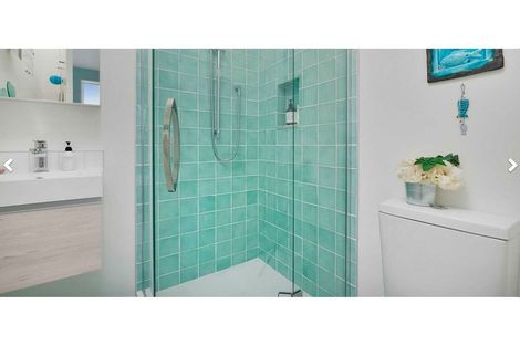 Photo of property in 33 Stoke Street, Sumner, Christchurch, 8081