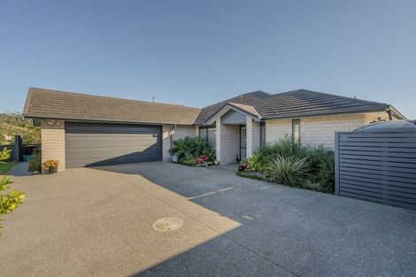 Photo of property in 14 Motukorure Parade, Cooks Beach, Whitianga, 3591